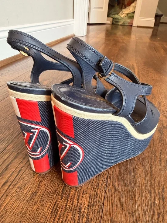 🌟 Louis Vuitton monogram postcard Wedges Sandals size 40 - us 9-9.5 super rare! - Picture 2 of 7